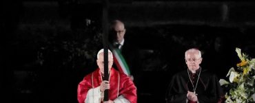 Papa León XIV Vía Crucis