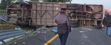 Vuelco autobús México-Pachuca