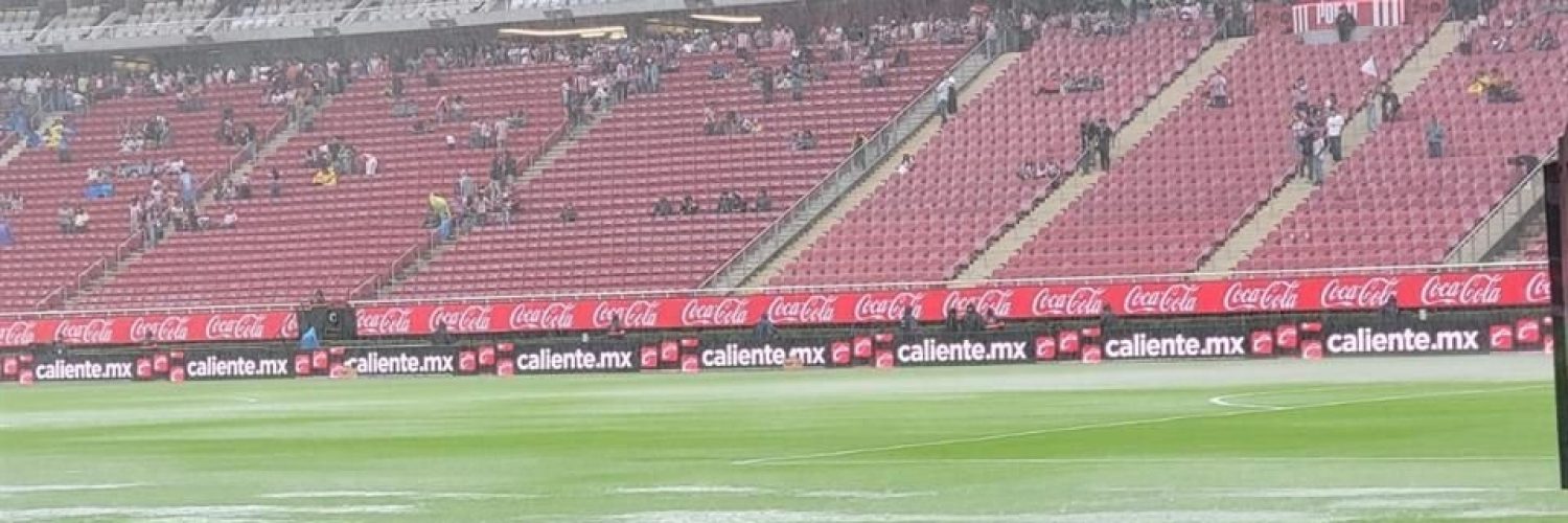 Lluvia Chivas Xolos