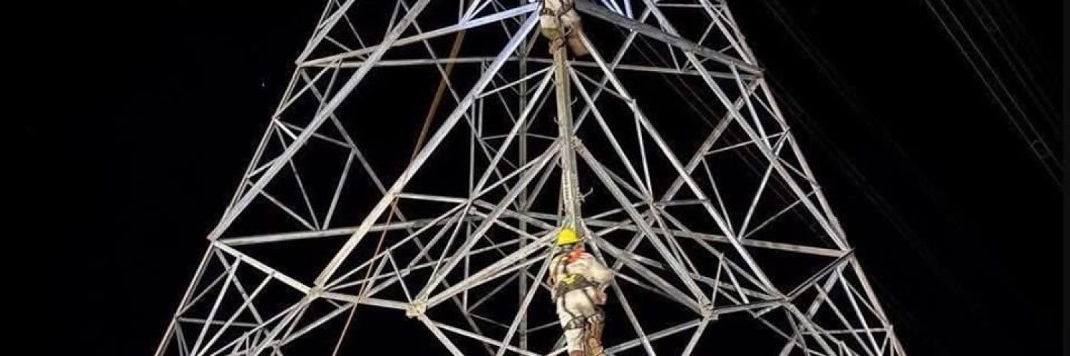CFE restablece energía