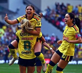 América Femenil invicto